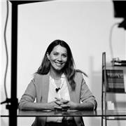 Attrice barese offre corso base di dizione e articolazione per letture animate